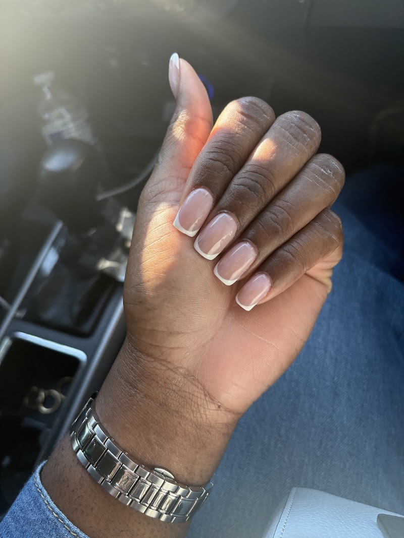 Monday Nail Spa II, nail salon in Westport, CT, photo 6 of 10