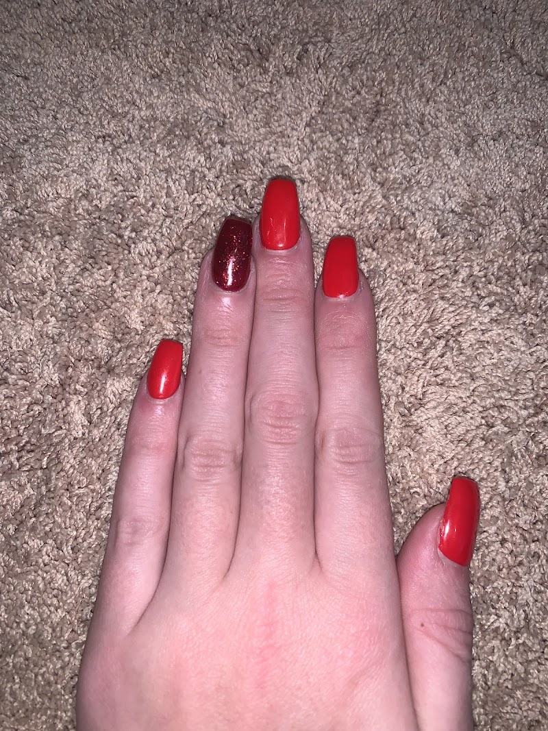 PRO NAILS & SPA, nail salon in Washington, MO, photo 4 of 10