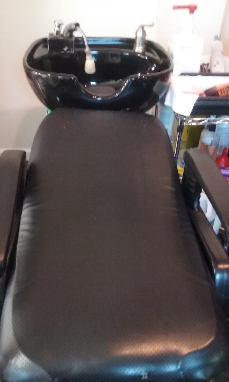 Elena Hair Studio, beauty salon in Camden, NJ, photo 1 of 10