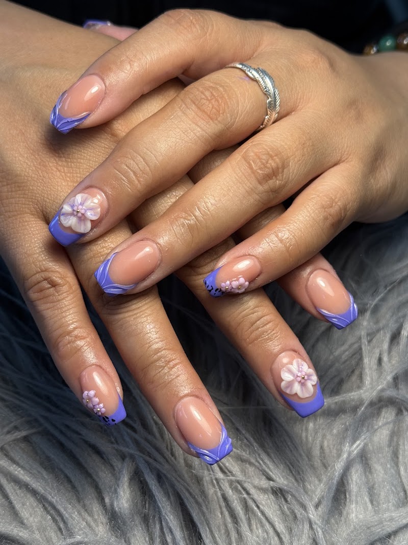 GLOSS Nail Lounge LLC, nail salon in Liberal, KS, photo 1 of 10