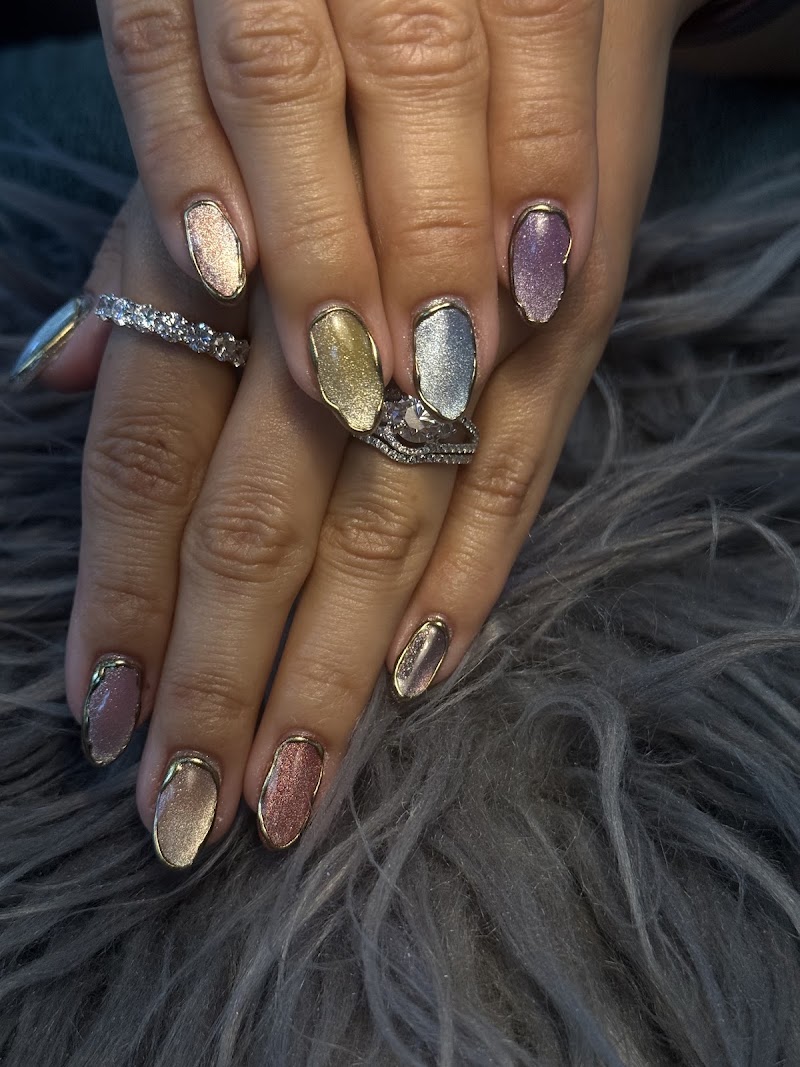 GLOSS Nail Lounge LLC, nail salon in Liberal, KS, photo 2 of 10