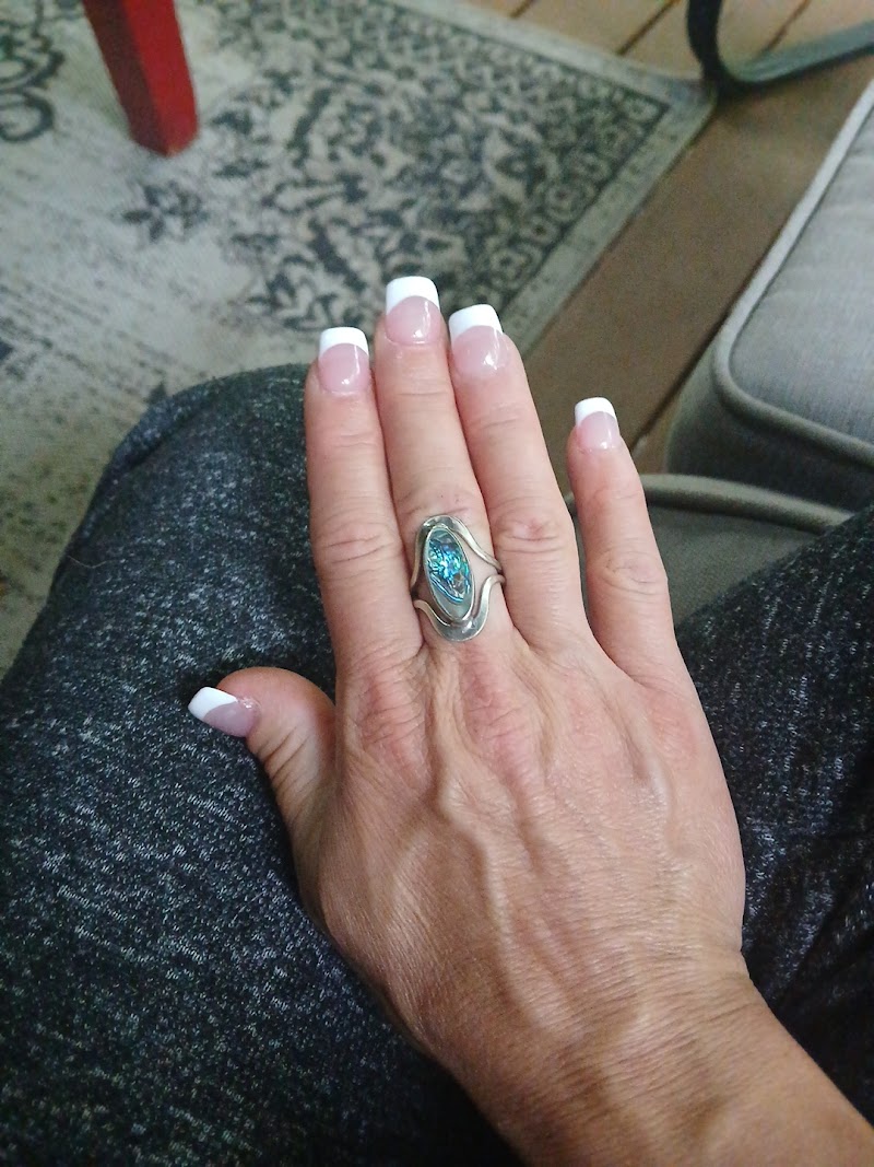 Q Nails, nail salon in Mansfield, OH, photo 3 of 10