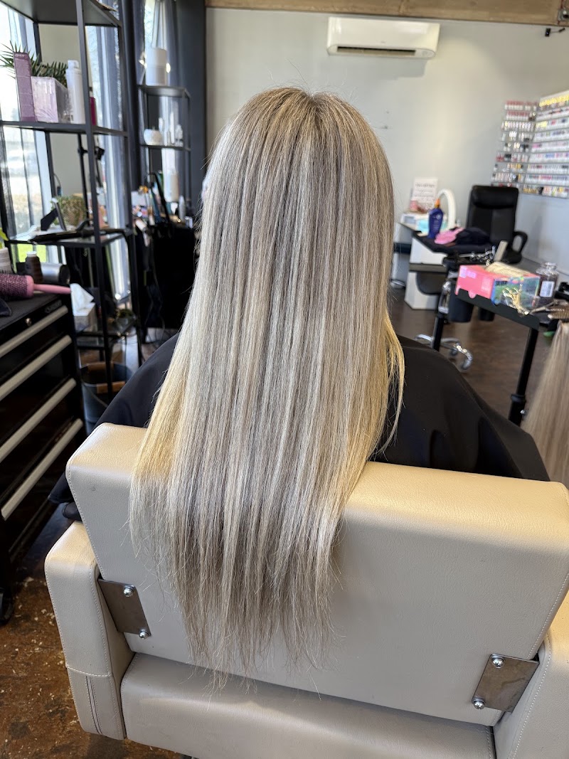 Mane Habit Salon, beauty salon in Longview, WA, photo 1 of 5