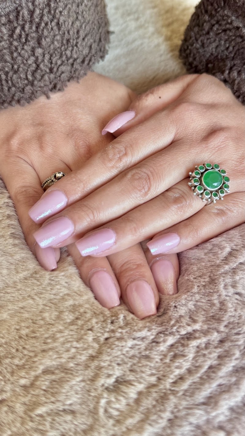 Nailz Infinity, nail salon in Shimla, India, photo 4 of 10