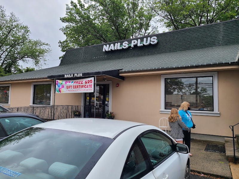 Nails Plus, nail salon in Shrewsbury, NJ, photo 5 of 10