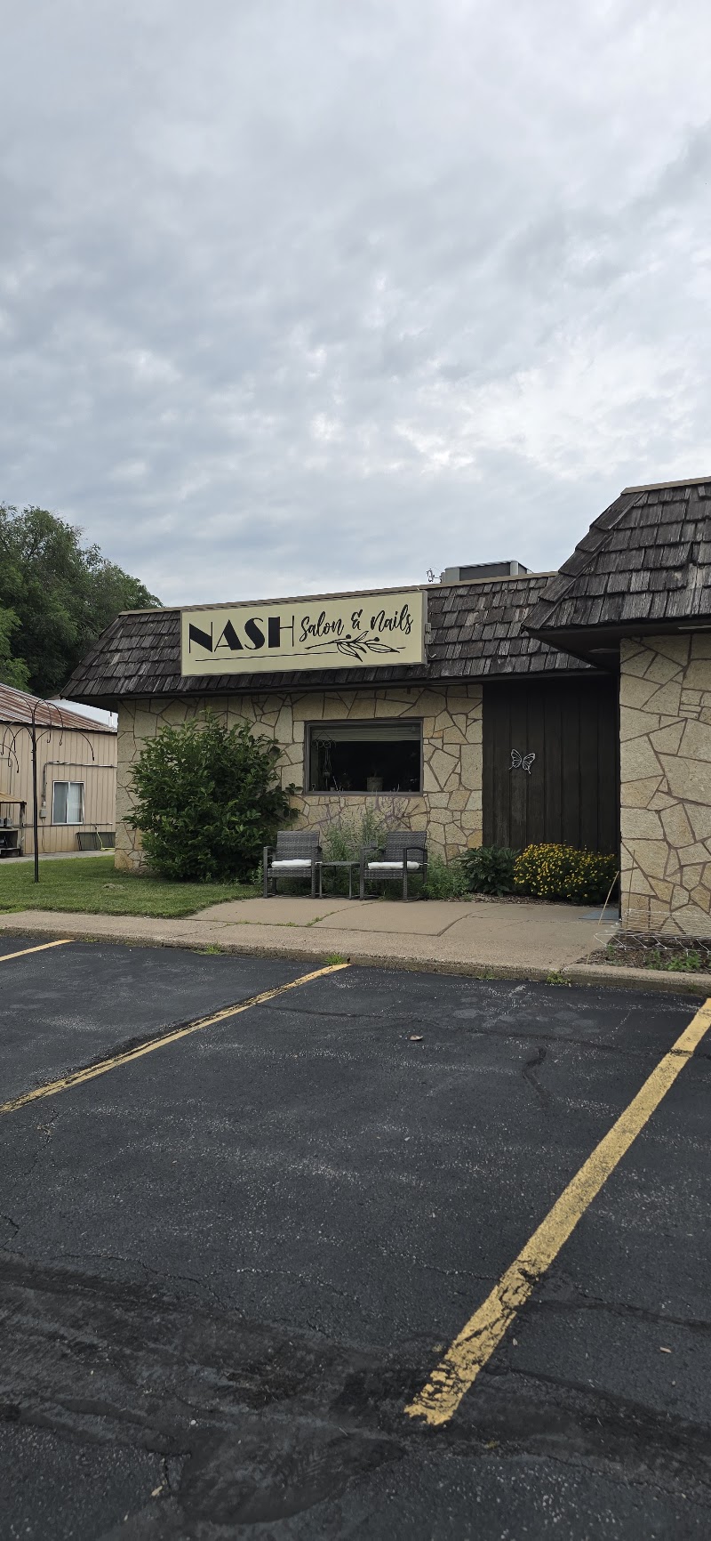 Nash salon & Nails/ Natasha kravanja, beauty salon in Winona, MN, photo 2 of 3