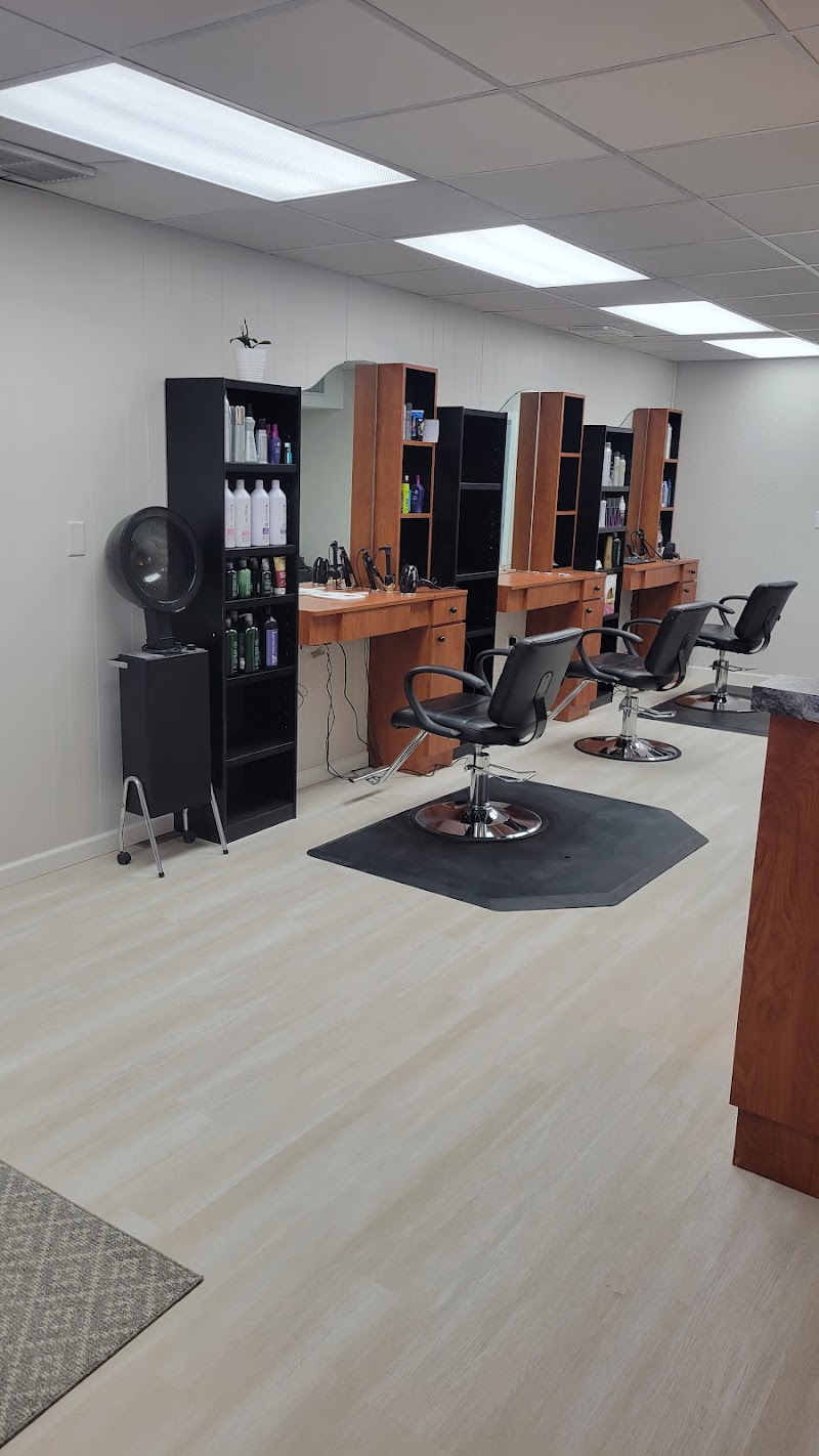 Venus Salon, beauty salon in Hutchinson, MN, photo 2 of 10