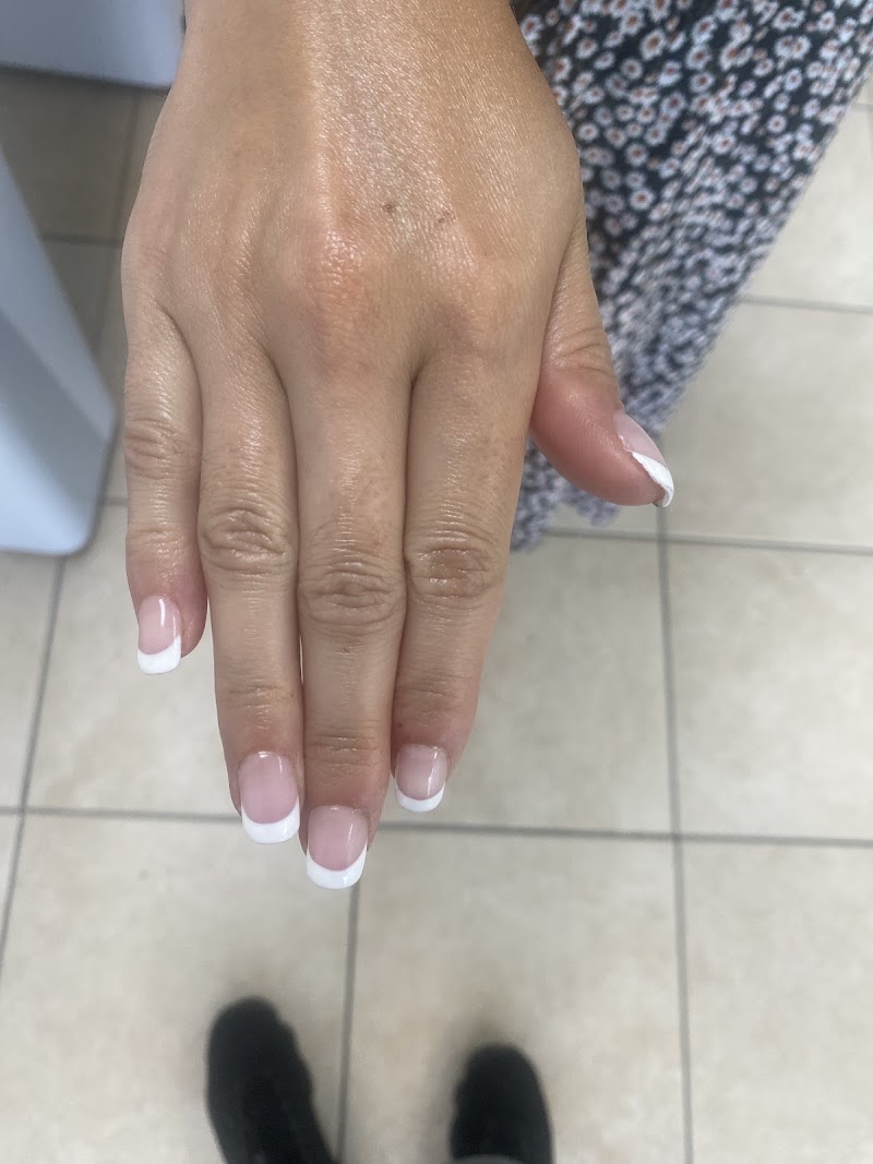 Lagoon Nails & Spa, nail salon in Yarmouth, MA, photo 4 of 10