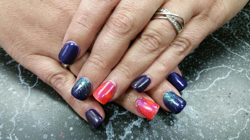 Crazy Beautiful Salon, beauty salon in Great Bend, KS, photo 6 of 10