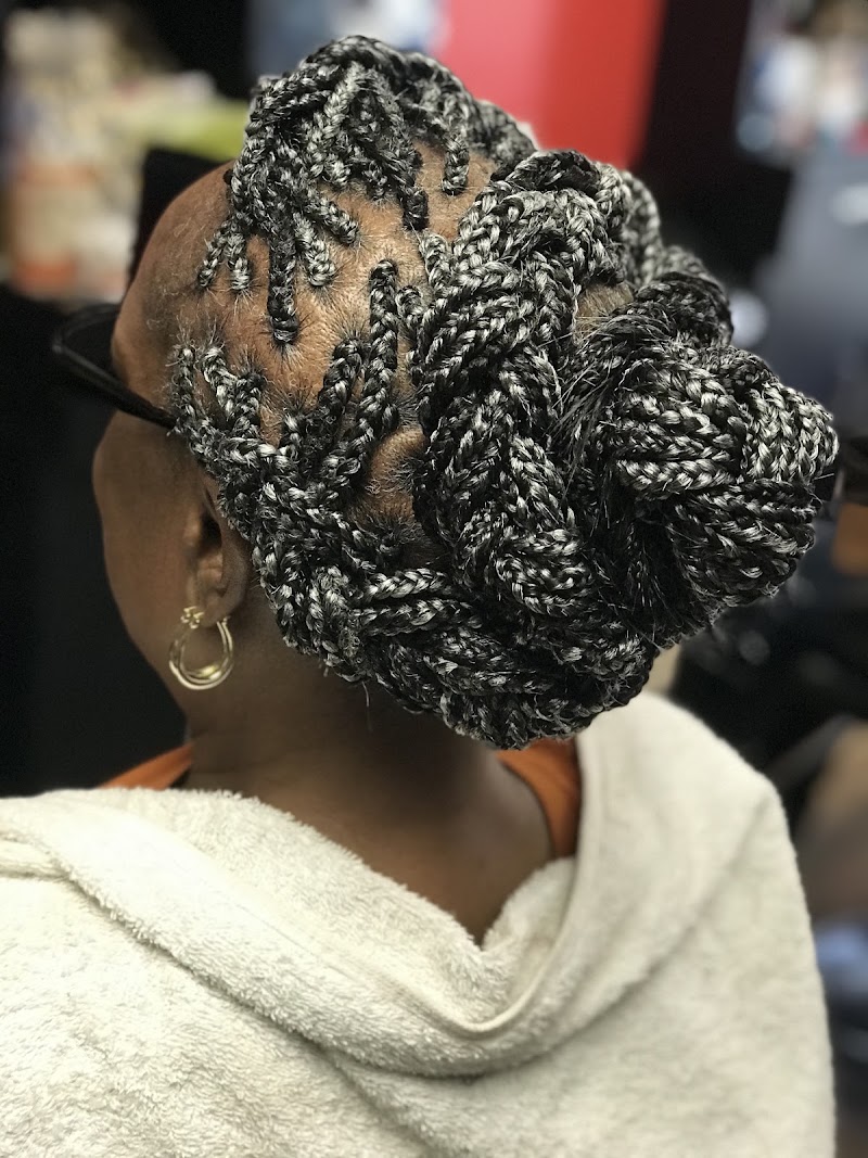 Fantastic Braids, beauty salon in Trenton, NJ, photo 6 of 10