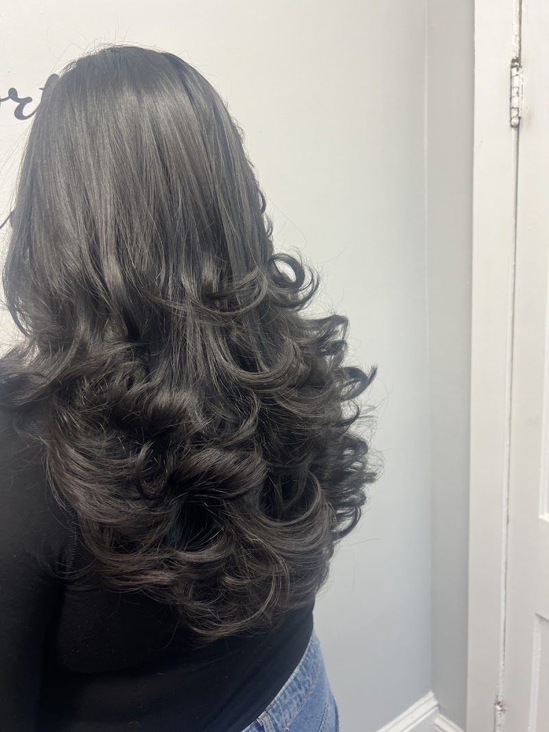 Serenity Hair Salon Unisex, beauty salon in Trenton, NJ, photo 2 of 10