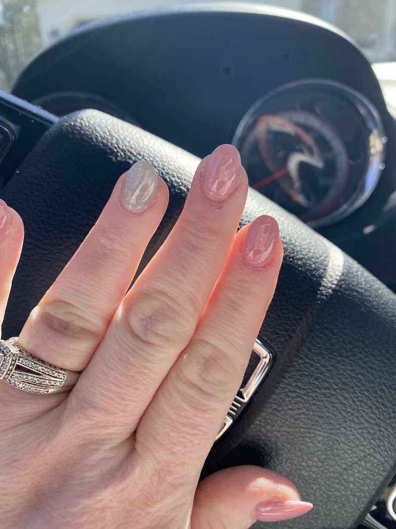 Solar Nails salon LLC, nail salon in Youngstown, OH, photo 4 of 10