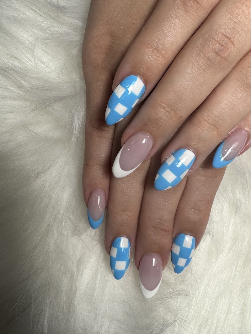 Solar Nails salon LLC, nail salon in Youngstown, OH, photo 6 of 10