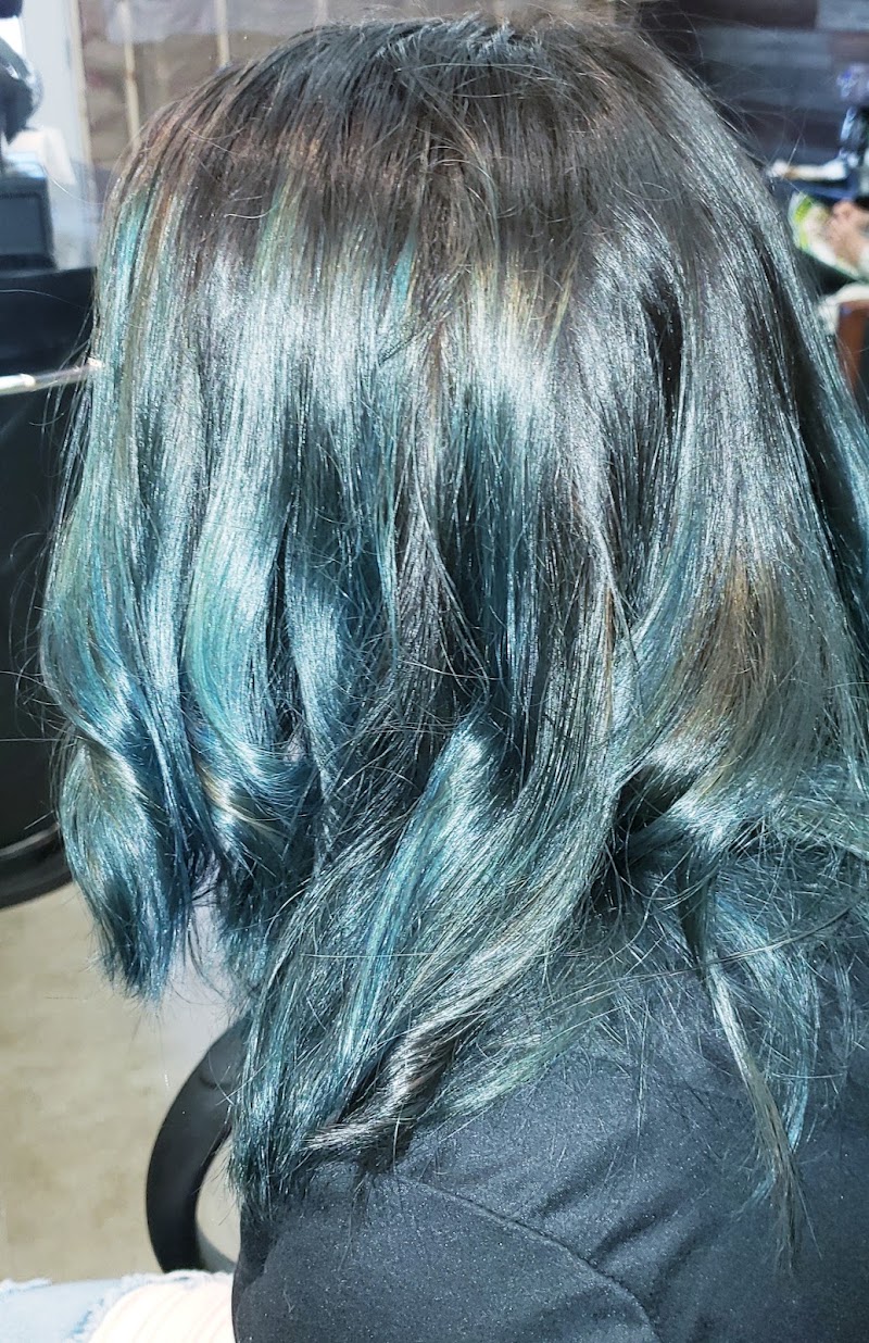 Lolita Salon, beauty salon in Lakewood, OH, photo 1 of 4