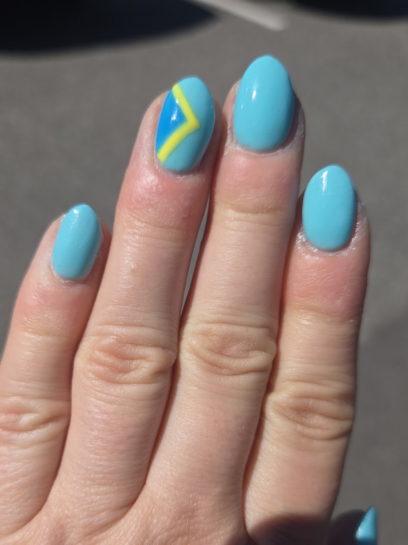 New Paris Nails & Spa, nail salon in Rocky Hill, CT, photo 5 of 10