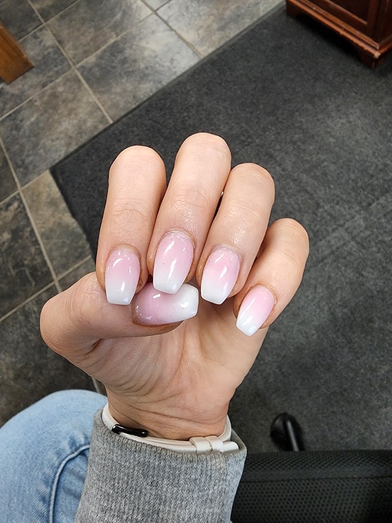 Butterfly Nails & Spa, nail salon in Sullivan, MO, photo 2 of 10