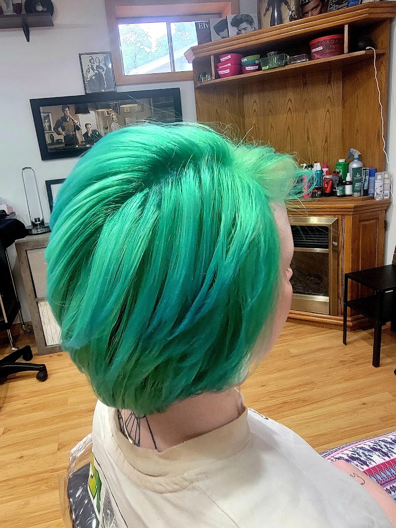 Sylver Salon llc, beauty salon in Baraboo, WI, photo 2 of 10