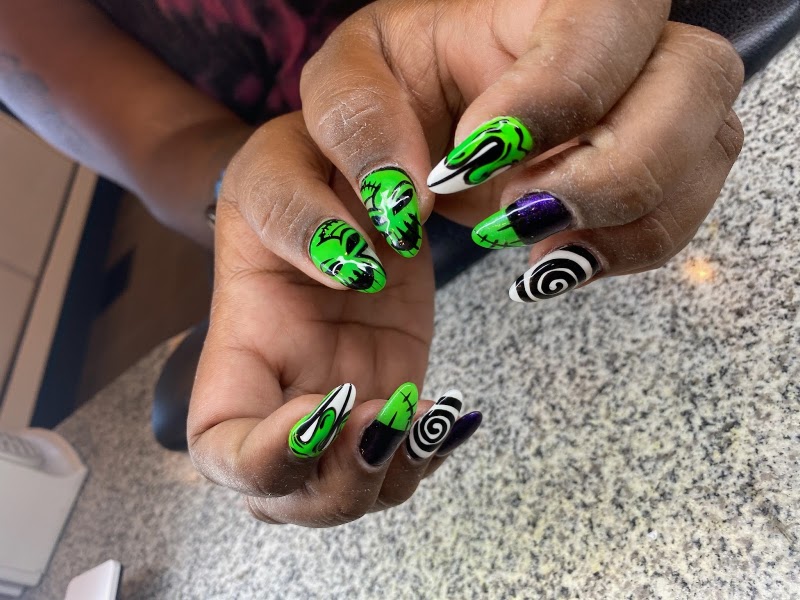 Buckeye Nails, nail salon in Mansfield, OH, photo 2 of 10