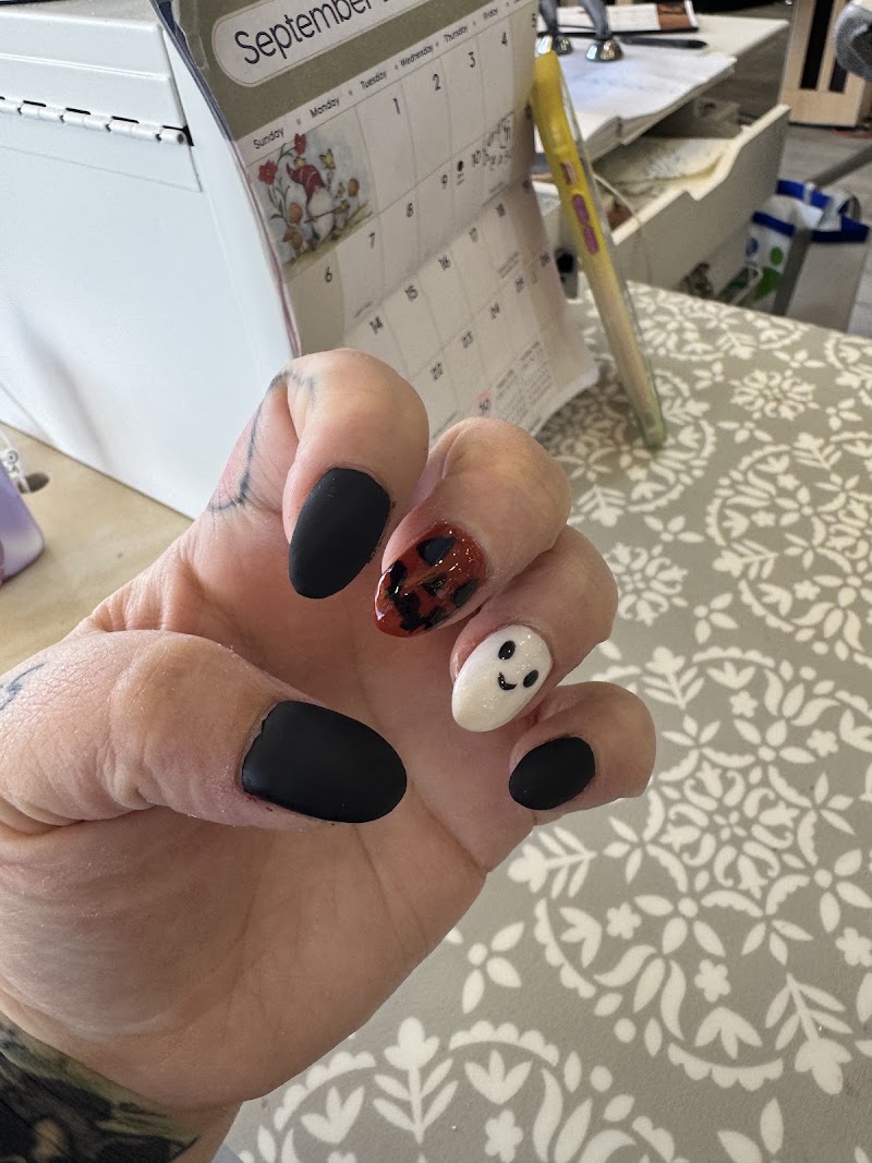 Ombre Nails & Spa, nail salon in Spartanburg, SC, photo 3 of 10