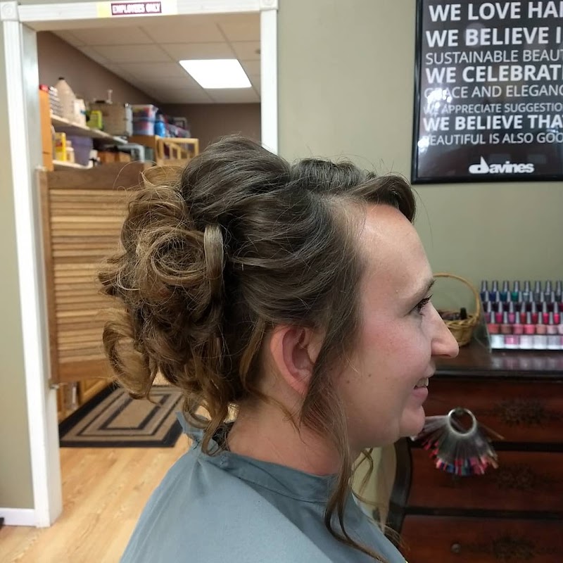 Hair Teasers Studio, hair salon in Bemidji, MN, photo 1 of 4