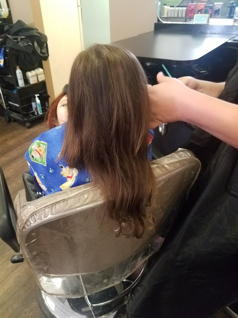 Dana's Total Image, beauty salon in Burlington, IA, photo 1 of 10