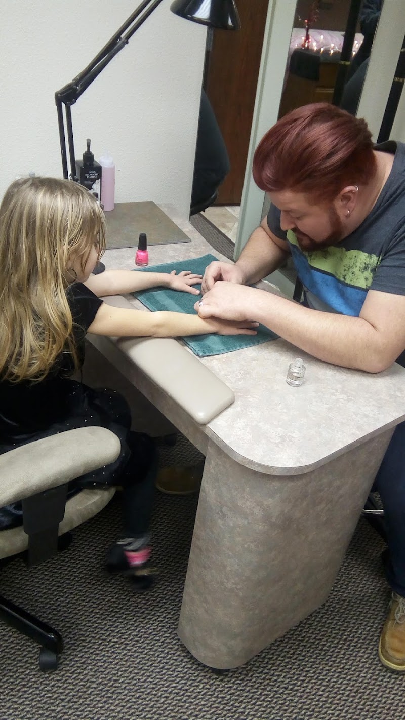Dana's Total Image, beauty salon in Burlington, IA, photo 5 of 10