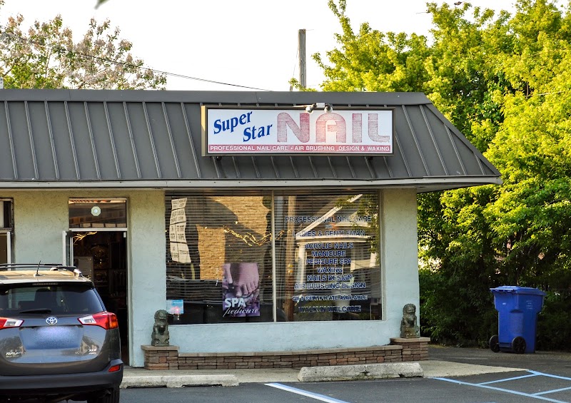 River Side Nails & Spa, nail salon in Fair Haven, NJ, photo 4 of 10