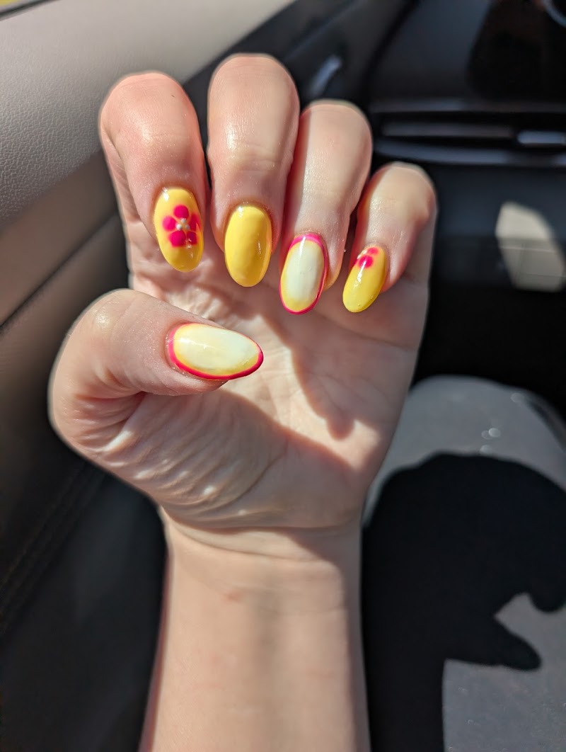Dalton Nail, nail salon in Dalton, GA, photo 1 of 10