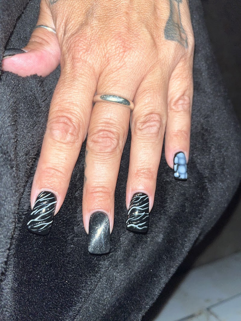 Elegant Nail, nail salon in North Attleborough, MA, photo 2 of 10