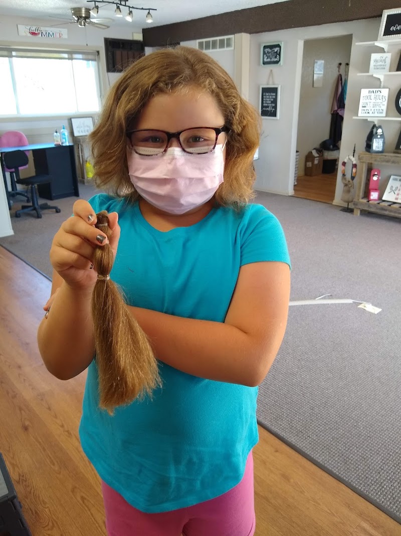 Downtown Hair, nail salon in Fort Morgan, CO, photo 2 of 4