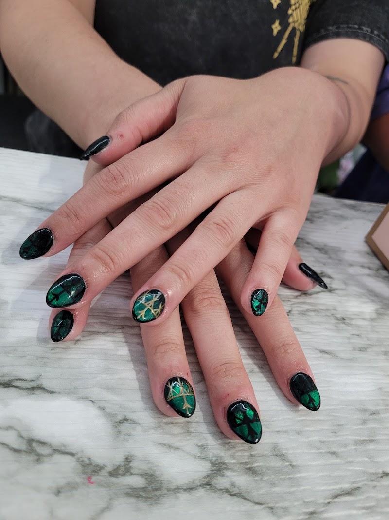 Amy’s Nails, beauty salon in Winona, MN, photo 6 of 10