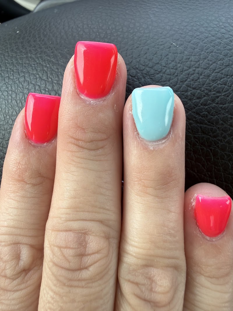 US Nails & Spa, nail salon in Hamilton, OH, photo 3 of 10