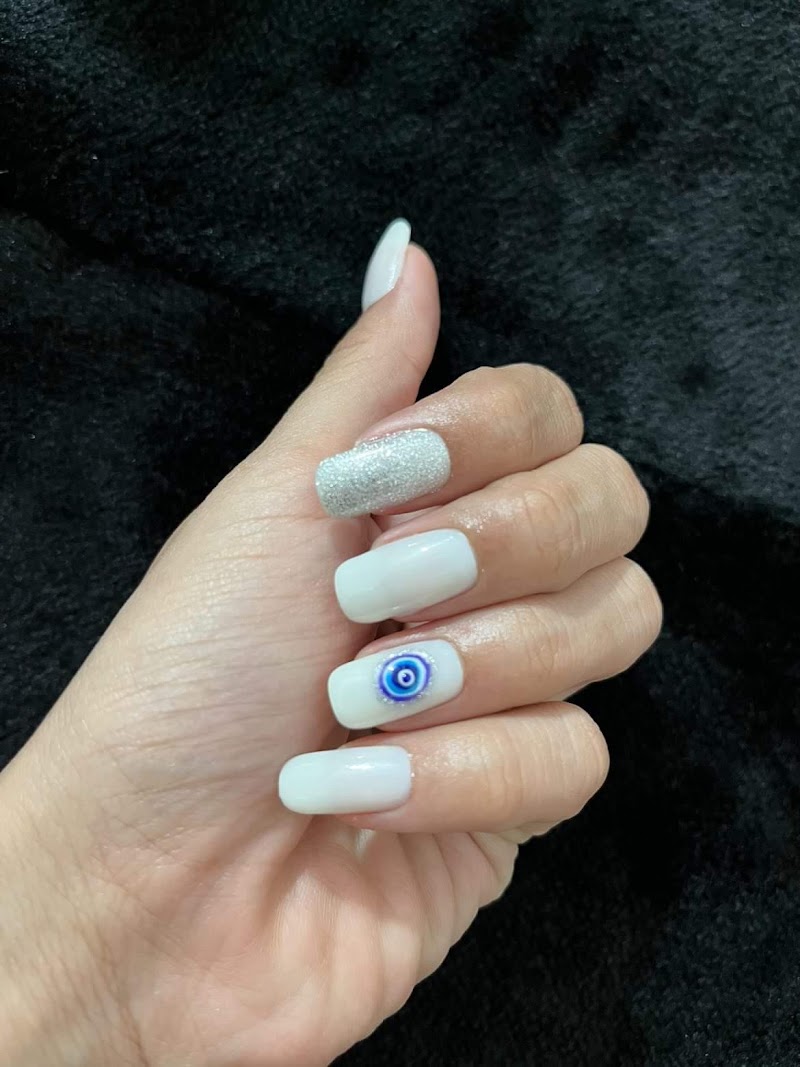 Aura Glam & Nails, nail salon in Vadodara, India, photo 3 of 10