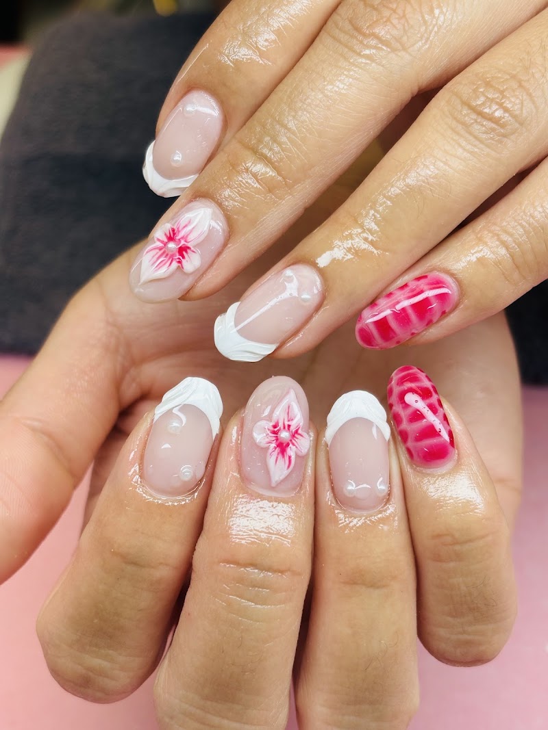The Art Room Nails by Araceli, nail salon in Dodge City, KS, photo 4 of 10
