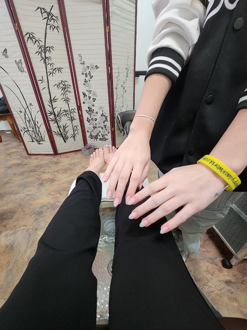 Q Nails, nail salon in Coal Township, PA, photo 1 of 10