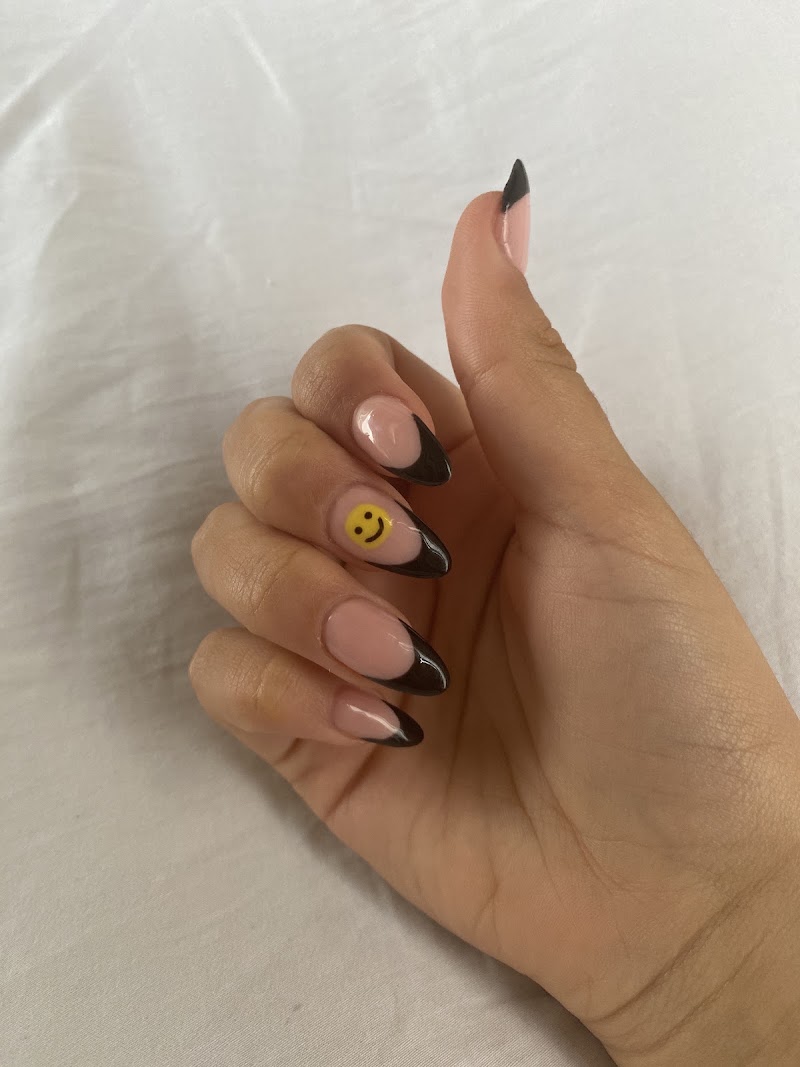 Aleina Nail Art Salon, nail salon in Manali, India, photo 5 of 10