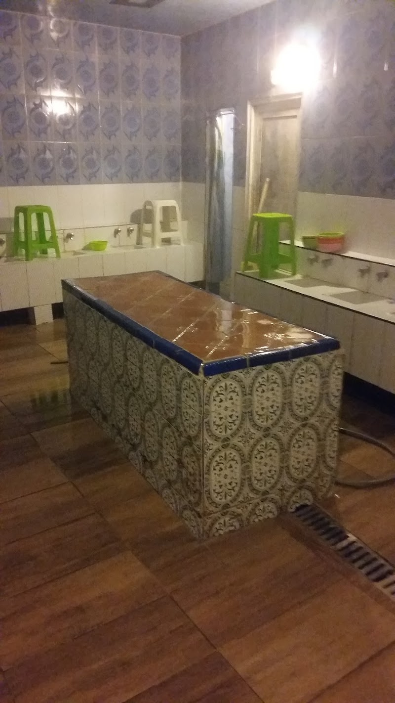 Les Bains de l'Orient, spa in Toulon, France, photo 6 of 10