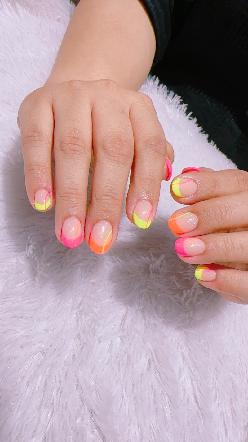 NAIL ZONE by DR. TRUPTI, nail salon in Surat, India, photo 4 of 10