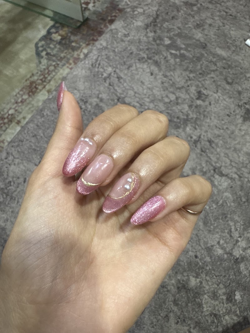 Fantasy Nails, nail salon in Indore, India, photo 5 of 10