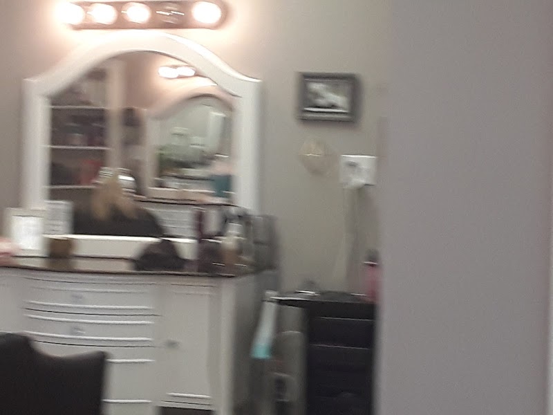 J F Hair Co, beauty salon in Union, MO, photo 5 of 10