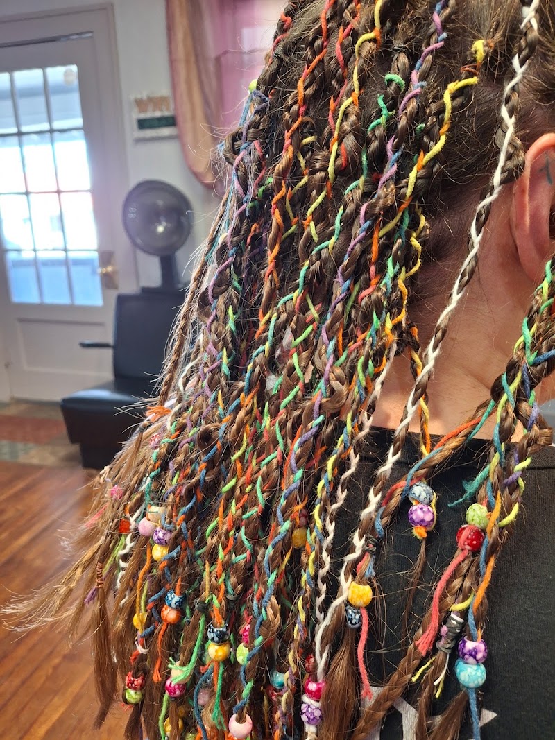 A Selda, beauty salon in North Platte, NE, photo 3 of 10