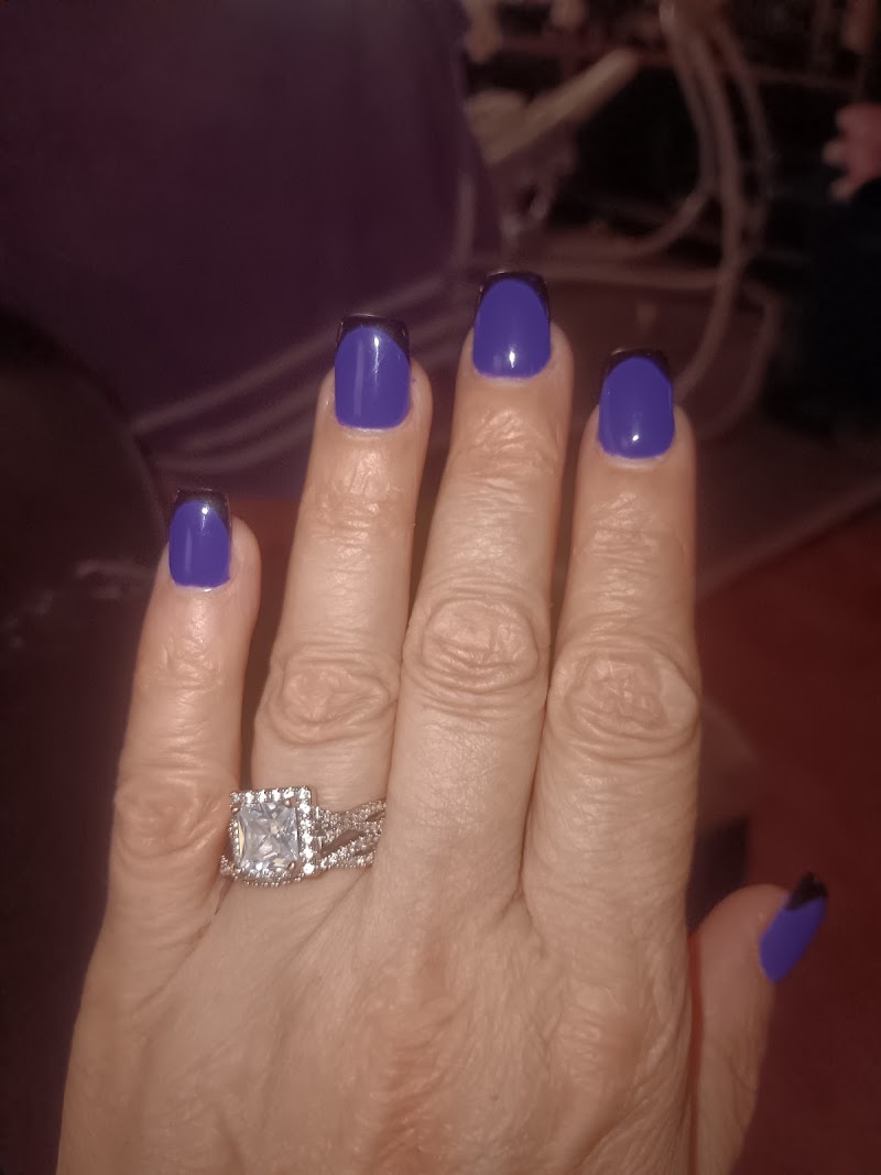 Queen Nails, nail salon in Dalton, GA, photo 4 of 10