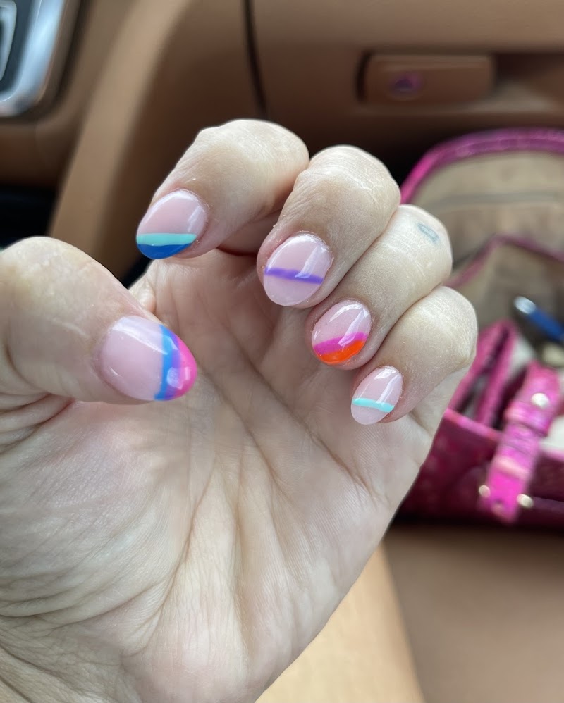 Happy Nails & Spa Mt Pleasant, nail salon in Mount Pleasant, SC, photo 4 of 10