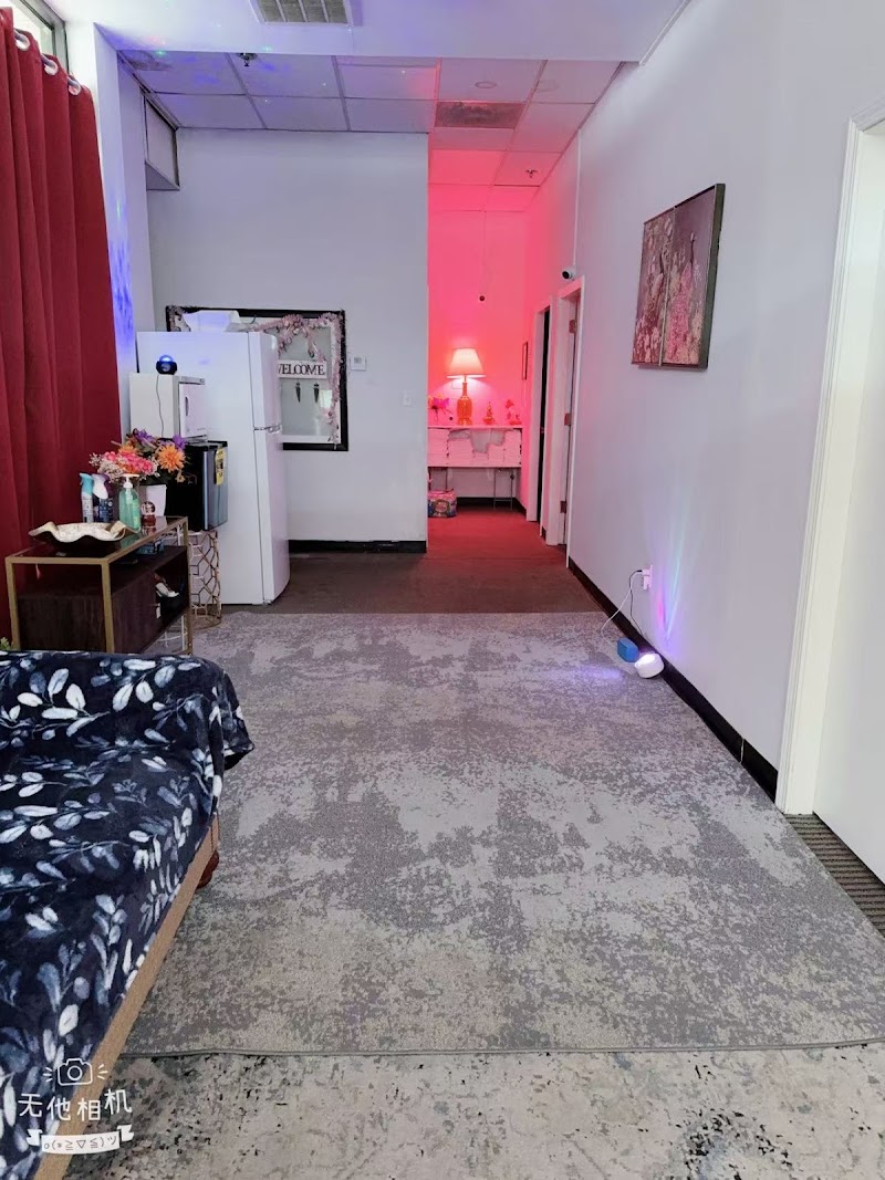 GREAT WALLSPA LLC, spa in Evansville, IN, photo 2 of 4