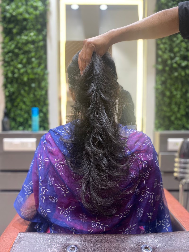 Toppers Grand Unisex Salon, beauty salon in Visakhapatnam, India, photo 3 of 10