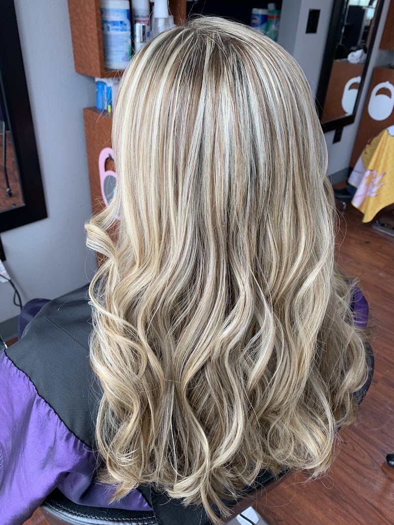 Making Waves Hair Salon, beauty salon in Greeley, CO, photo 1 of 10