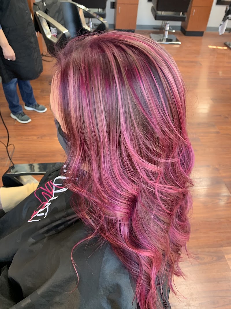 Making Waves Hair Salon, beauty salon in Greeley, CO, photo 2 of 10