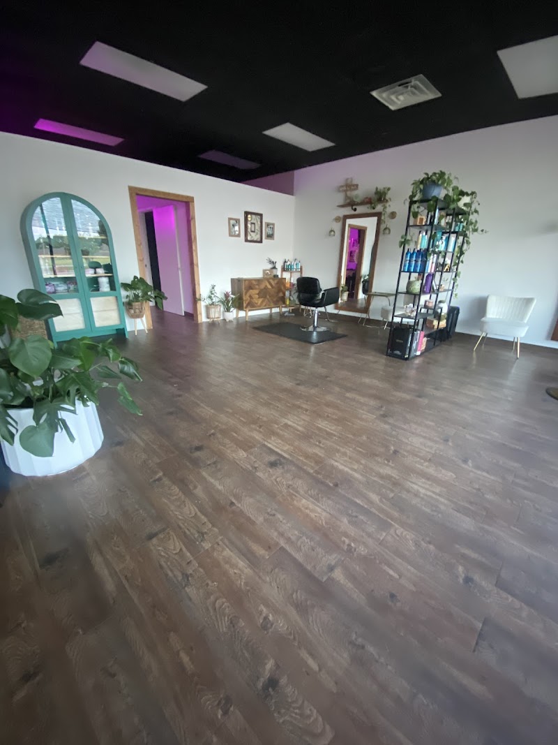 Rooted Hair Skin Massage, spa in Searcy, AR, photo 5 of 10