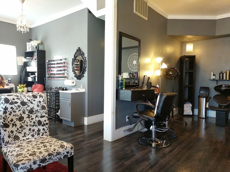 Le Bella Boutique Salon, beauty salon in Klamath Falls, OR, photo 5 of 7