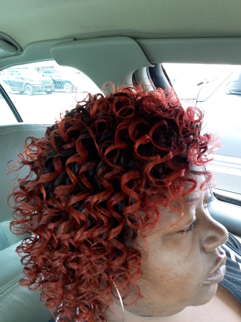 Tracie's Hair & Beyond, beauty salon in Suffolk, VA, photo 4 of 4
